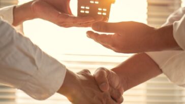 how to become a successful real estate agent,